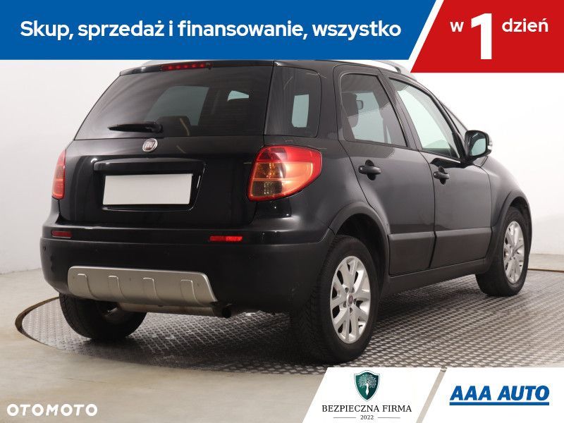 Fiat Sedici - 7