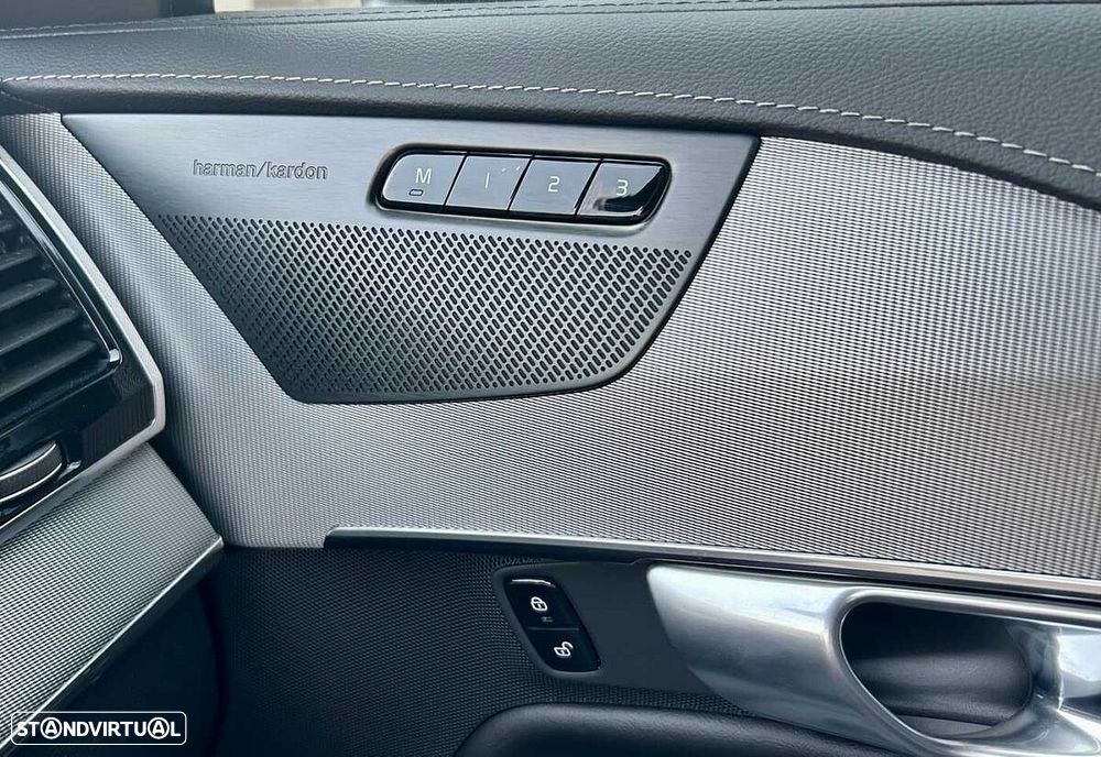 Volvo XC 90 - 21