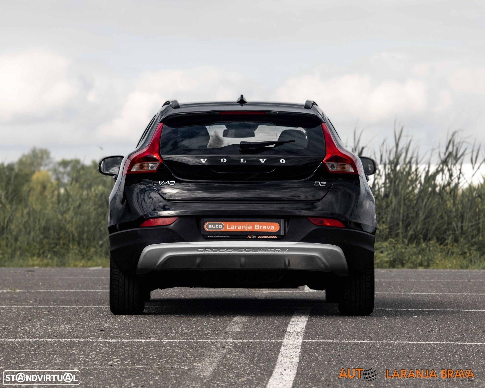 Volvo V40 Cross Country 1.6 D2 Summum - 14