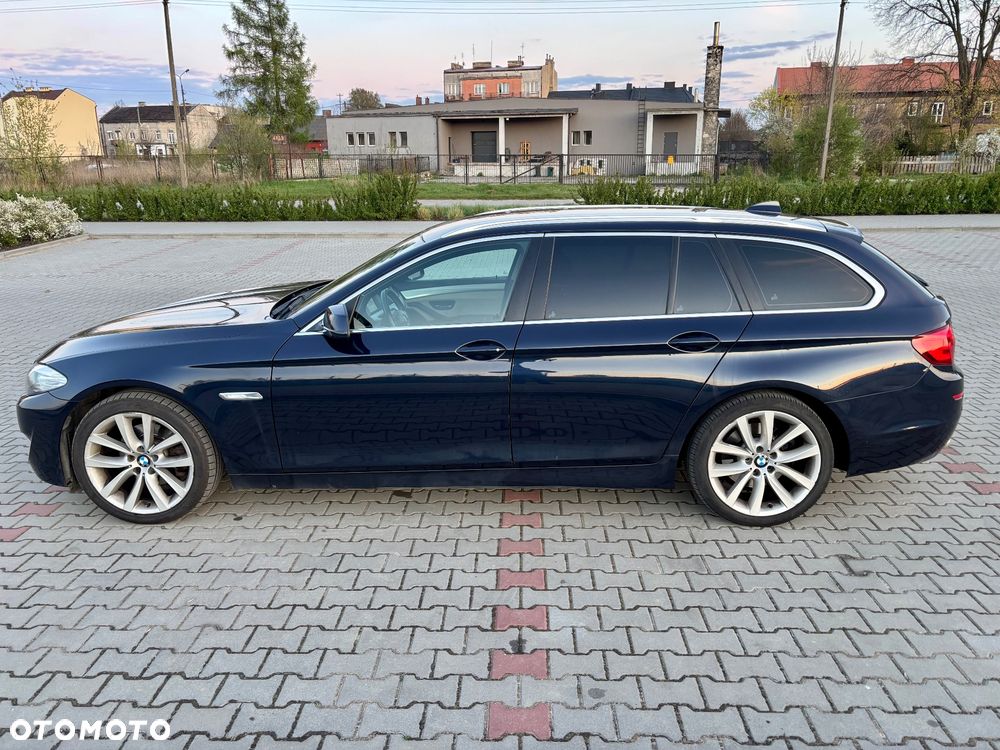 BMW 5 Series 2012 photo 4