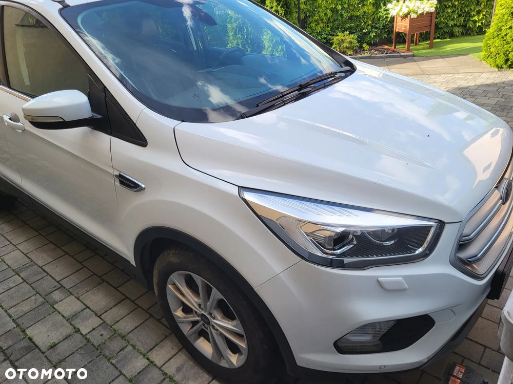 Ford Kuga 1.5 TDCi FWD Titanium - 13