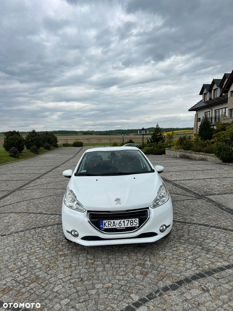 Peugeot 208 1.6 e-HDi Allure STT - 15