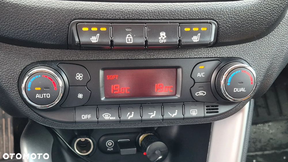 Kia Ceed 1.6 GDI Smart Plus DCT - 12