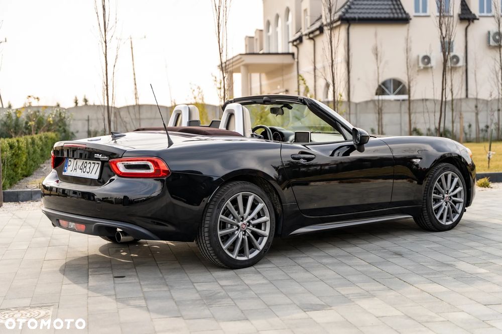 Fiat 124 Spider - 24