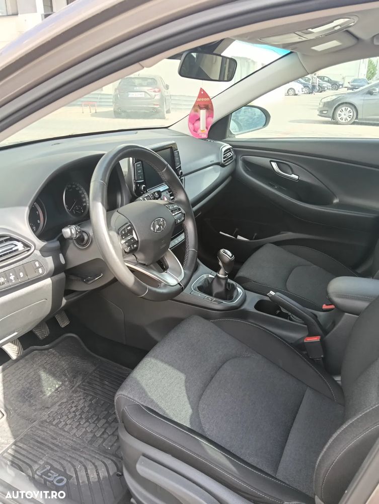 Hyundai i30 1.5 110CP 5DR M/T Comfort - 6