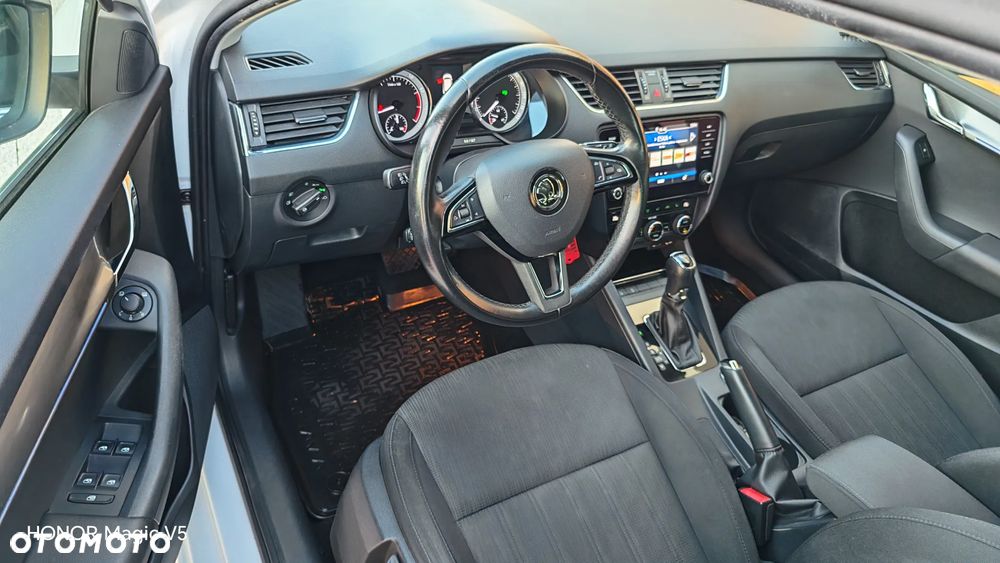 Skoda Octavia 1.4 TSI Edition DSG - 35