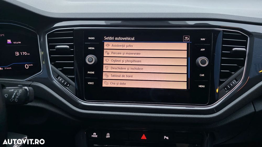 Volkswagen T-Roc 2.0 TDI DSG Sport - 39