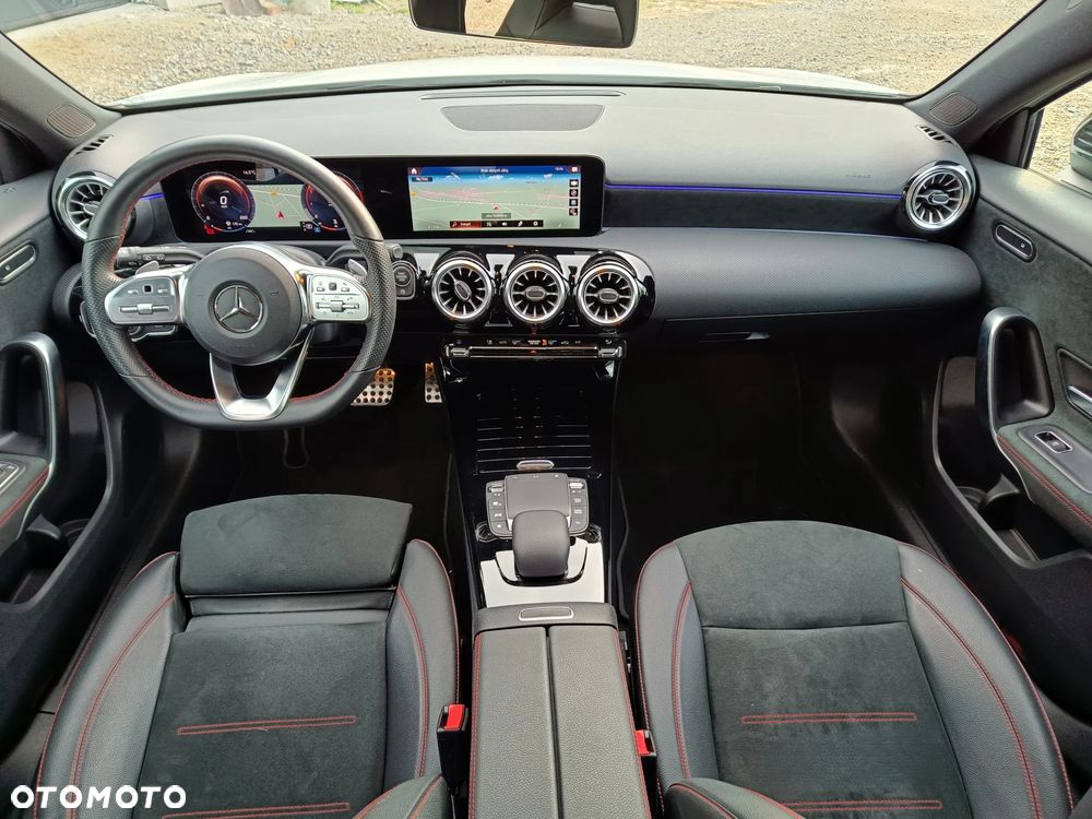 Mercedes-Benz Klasa A 200 4-Matic AMG Line 8G-DCT - 22