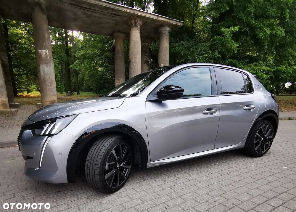 Peugeot 208 1.2 T Allure S&S - 6