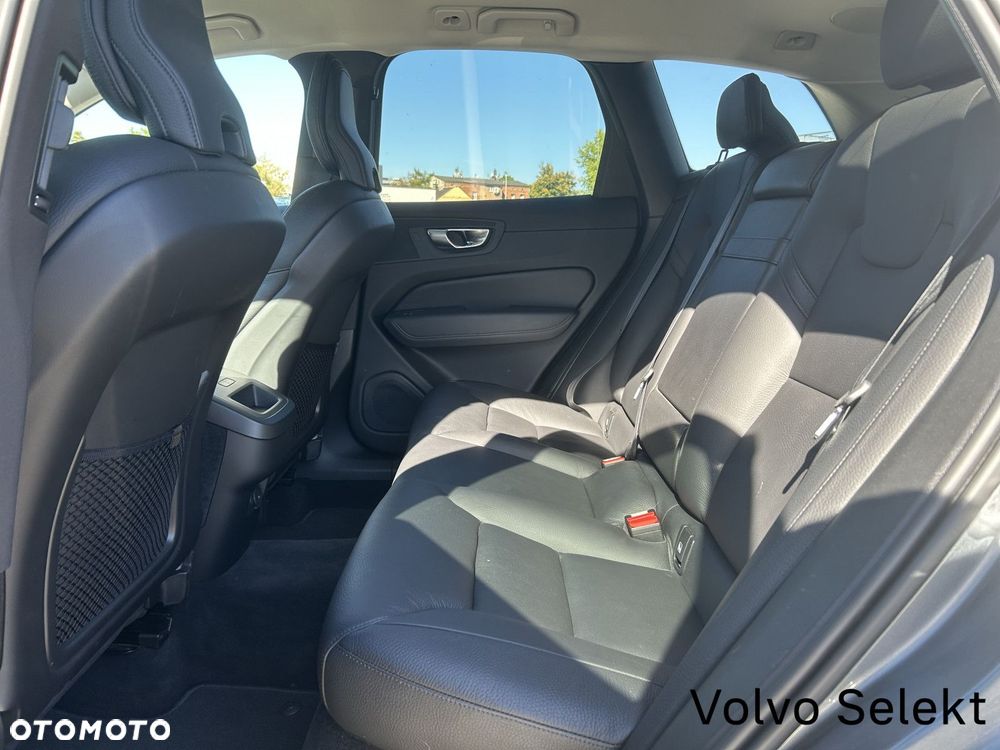 Volvo XC 60 - 32