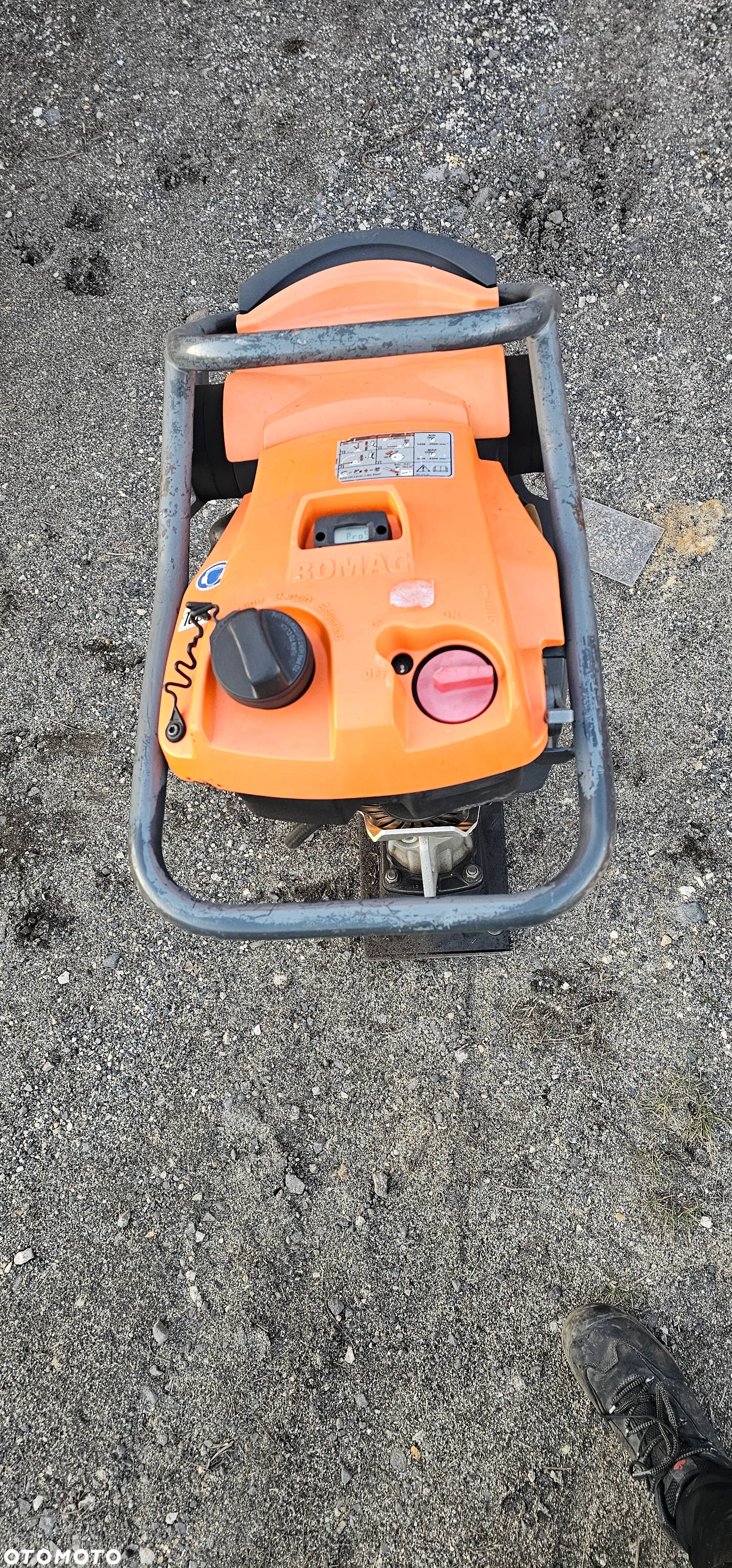 Zagęszczarka stopowa skoczek Bomag BT60 - 4