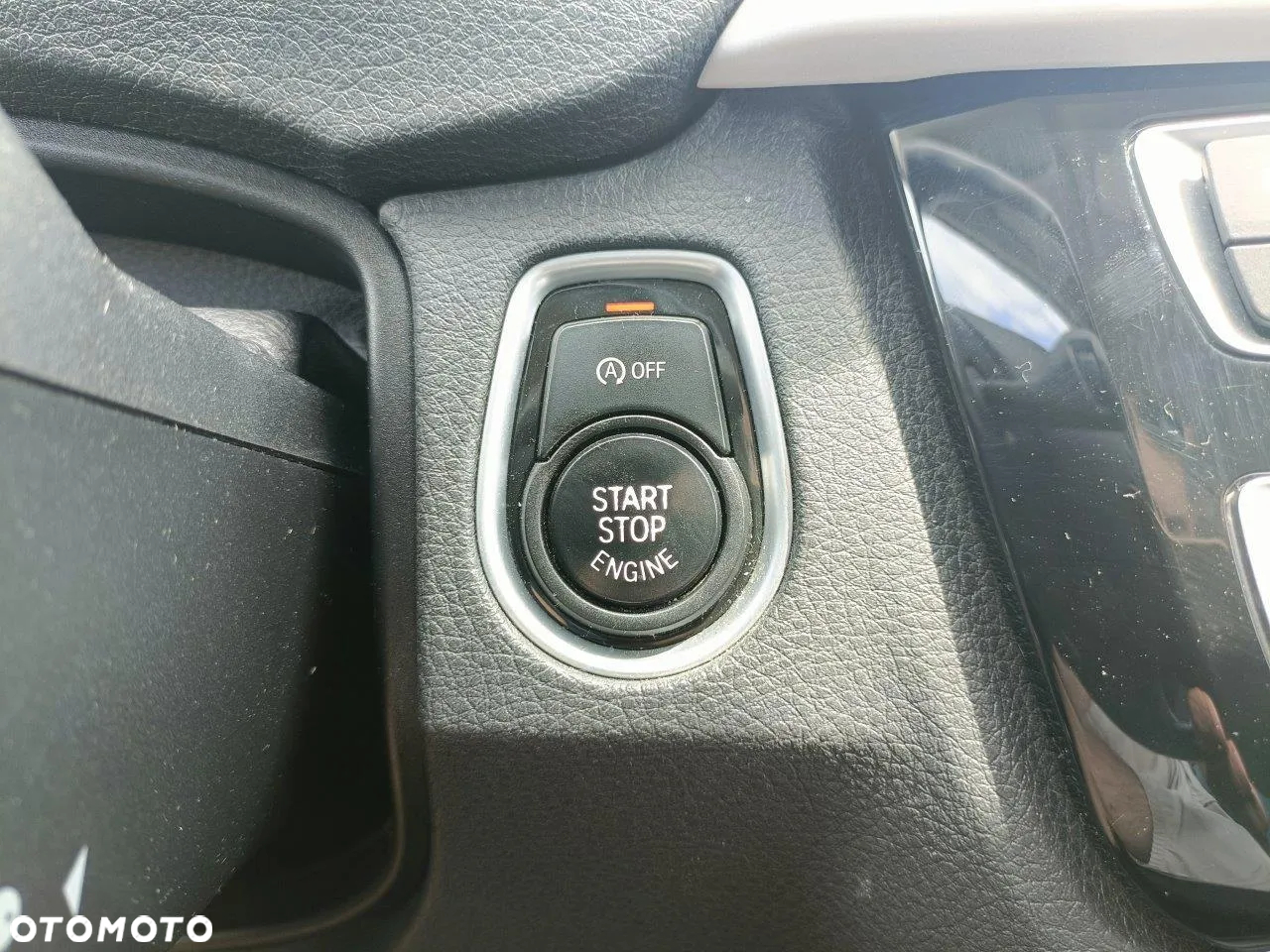 BMW Seria 3 318i - 22