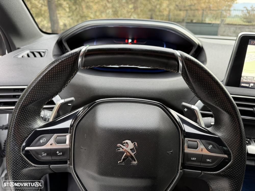 Peugeot 3008 1.6 BlueHDi GT Line Grip Control EAT6 - 20