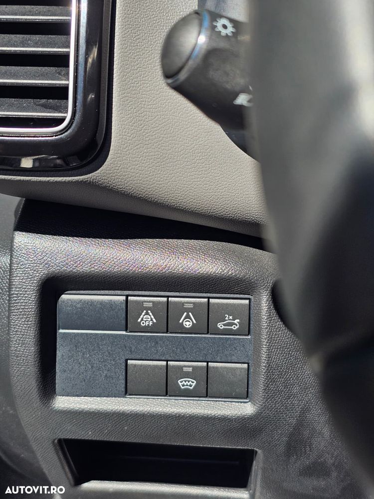 Citroën C5 Aircross 1.6 PureTech S&S EAT8 Shine - 23