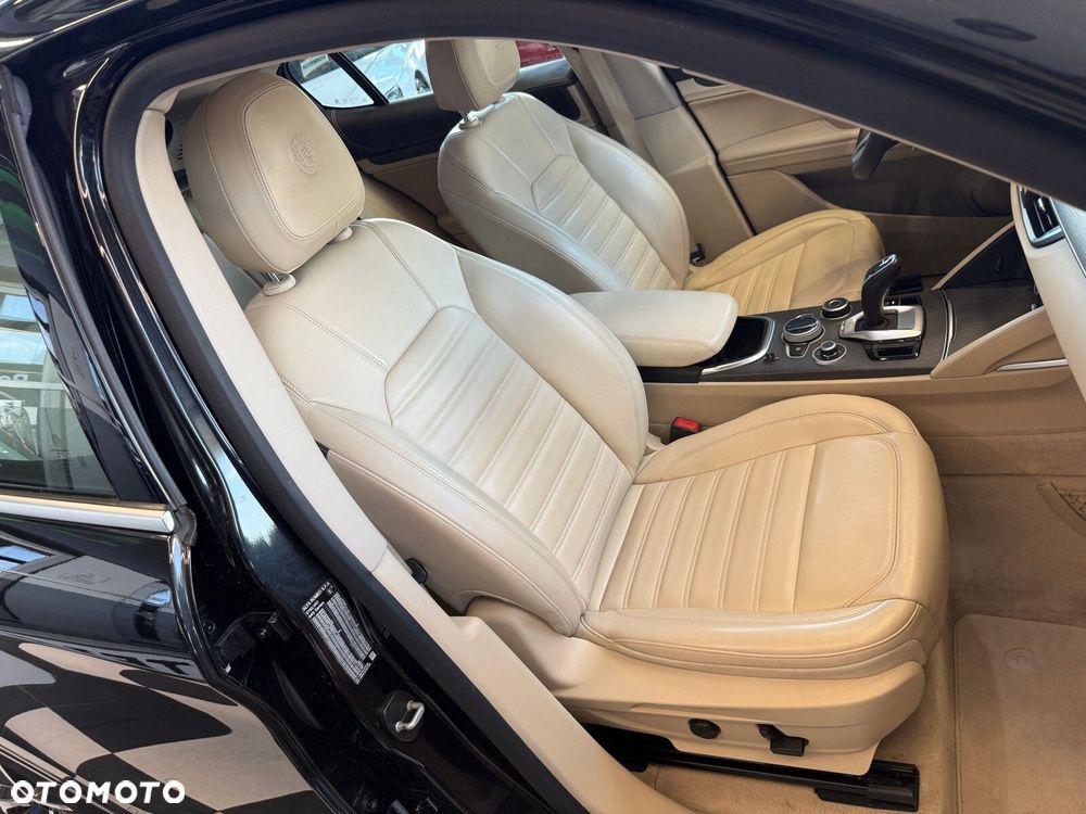 Alfa Romeo Stelvio 2020