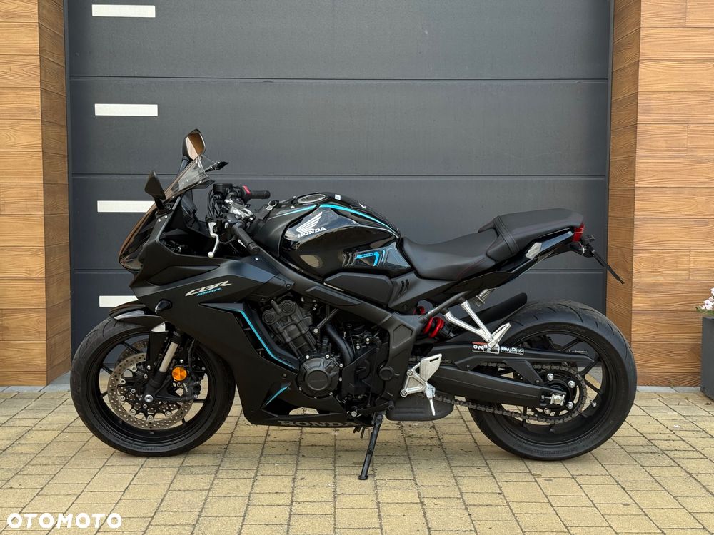 Honda CBR - 1