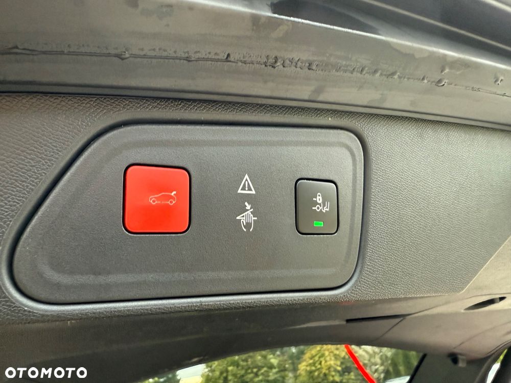 Peugeot 3008 1.5 BlueHDi Allure S&S EAT8 - 40