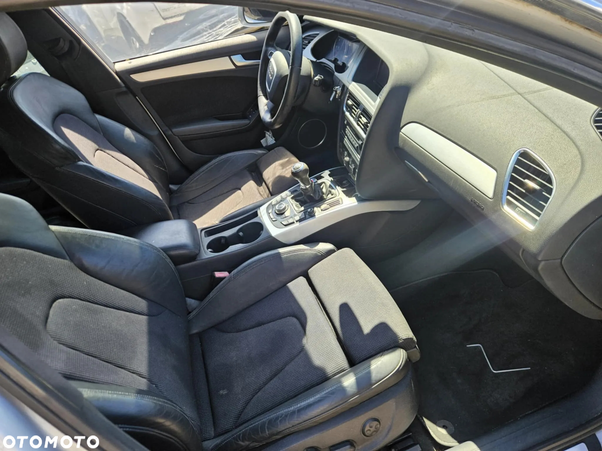 Audi A4 2.0 TDI DPF S line Sportpaket - 7