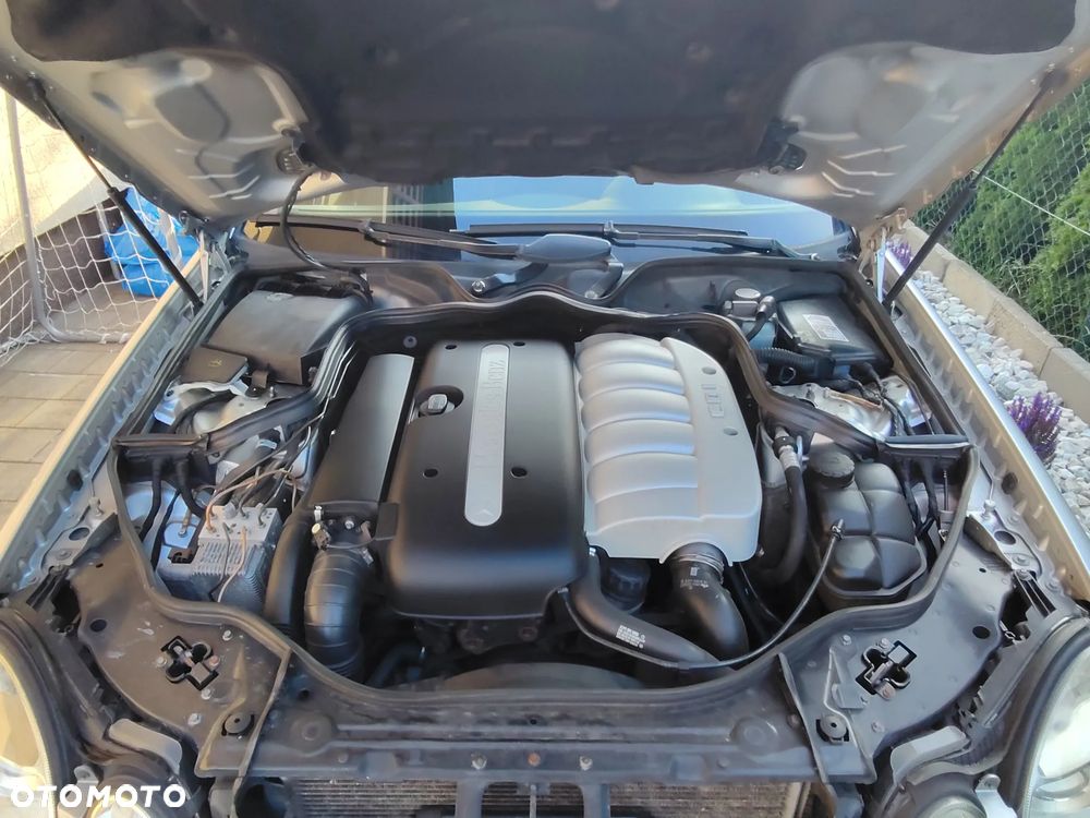 Mercedes-Benz Klasa E 270 CDI Elegance - 14