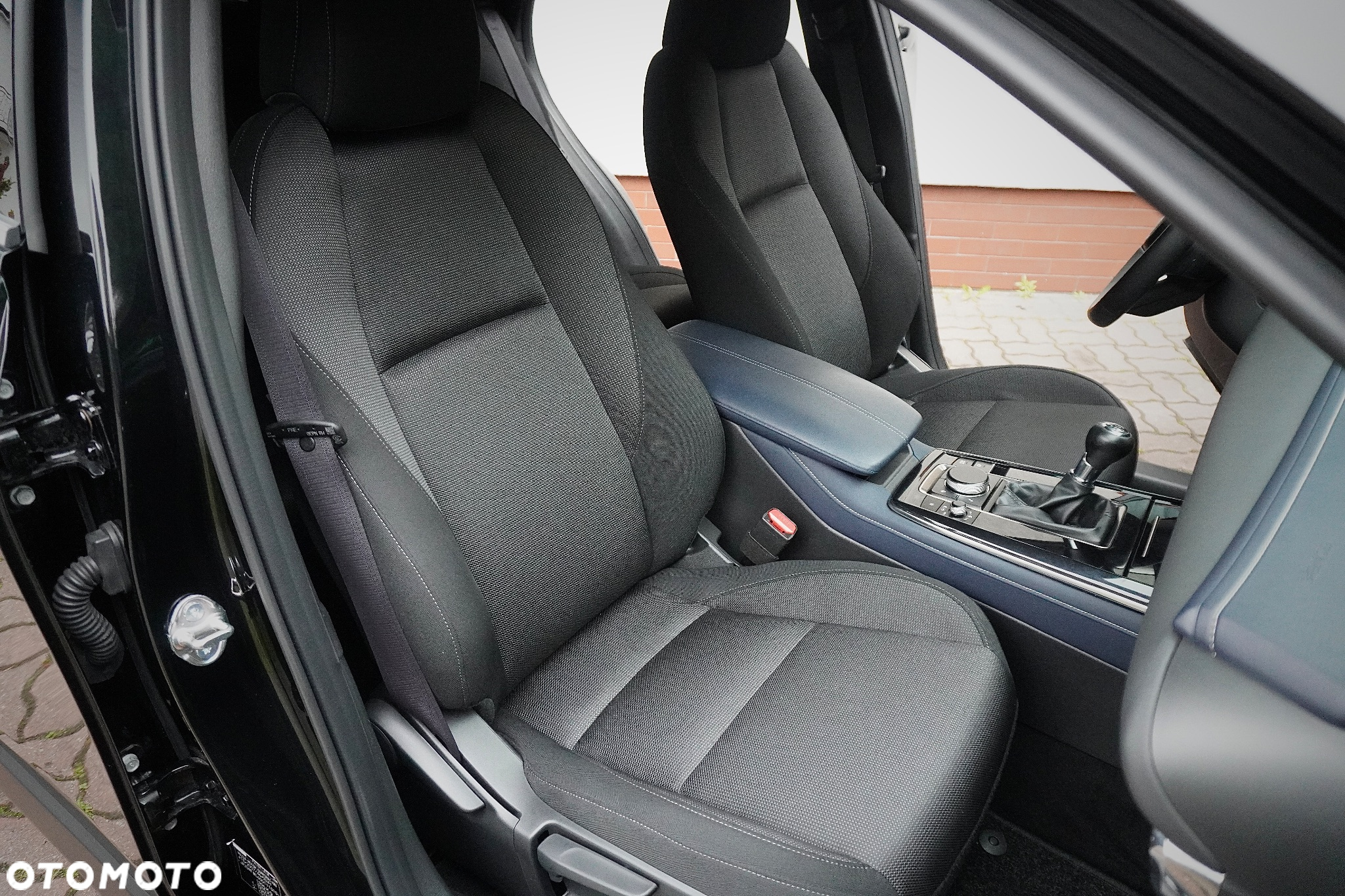 Mazda CX-30 SKYACTIV-G 2.0 M-Hybrid AWD SELECTION - 8