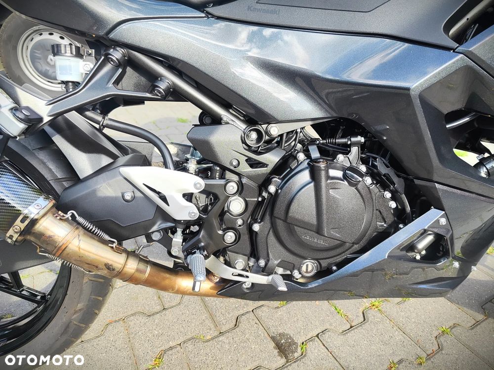 Kawasaki Ninja 500 - 14