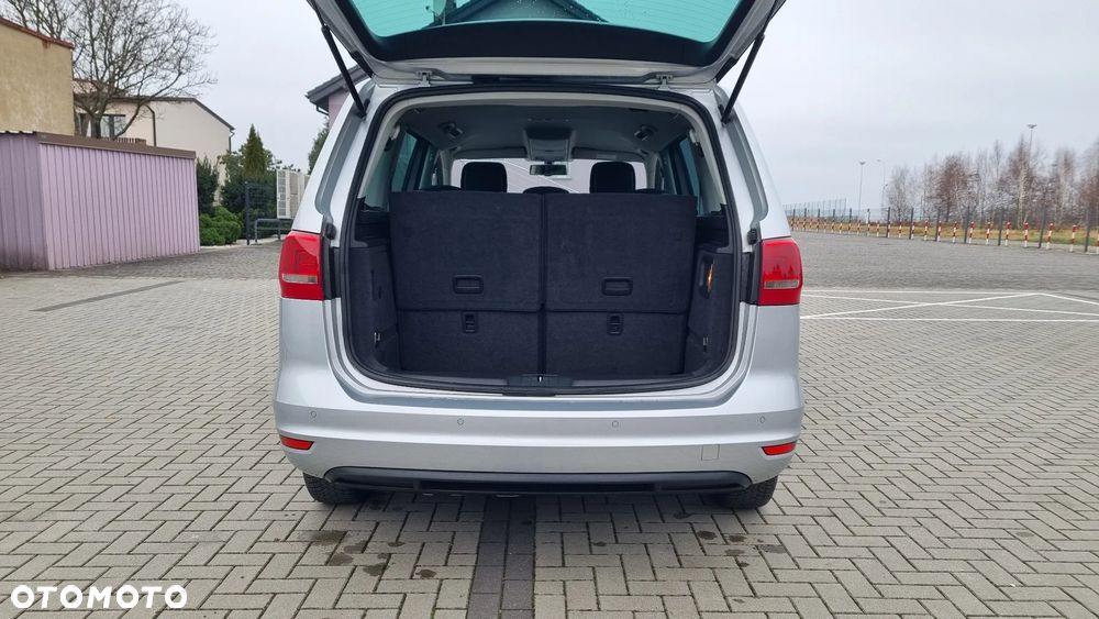 Volkswagen Sharan 2.0 TDI Comfortline - 8