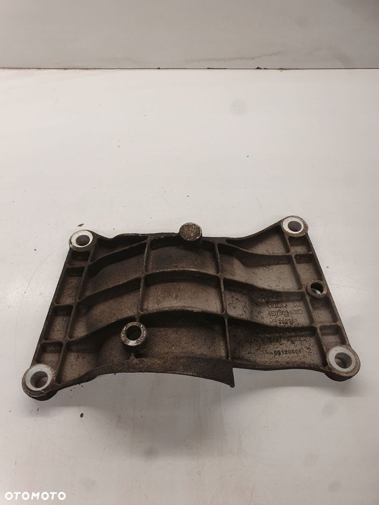 ŁAPA PODPORA SKRZYNI BIEGÓW AUDI A8 D3 4E0803806D - 1