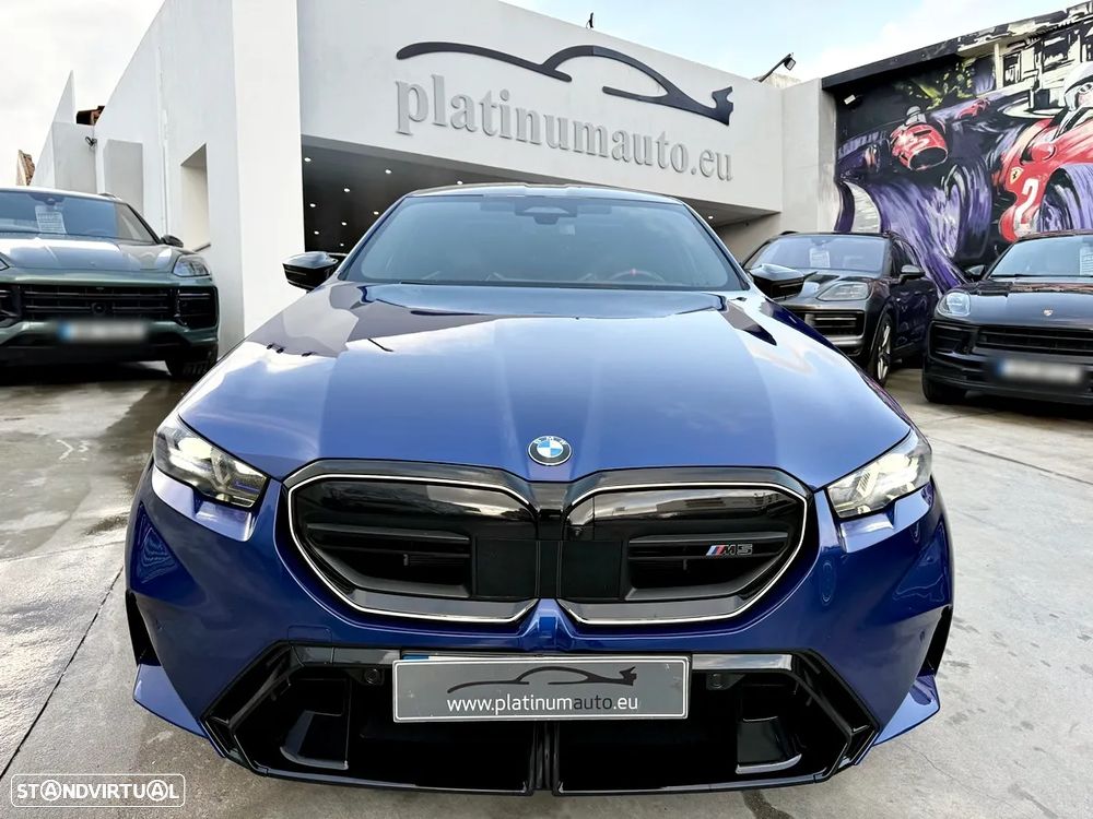 BMW M5 xDrive - 8