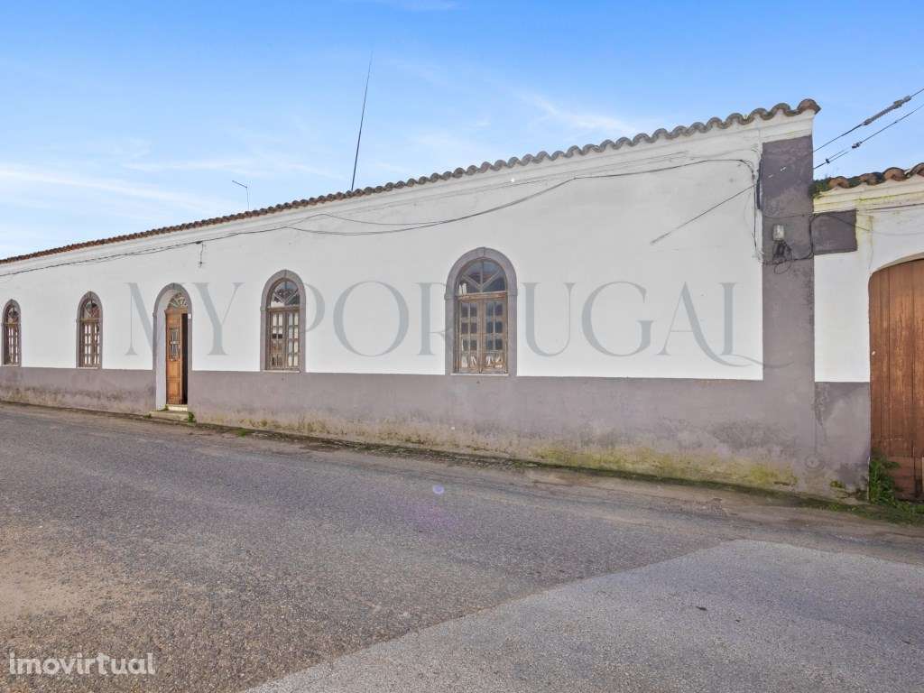 Solar Histórico de 1936 com Grande Quinta no Centro da Vila Oportun... - Grande imagem: 3/25