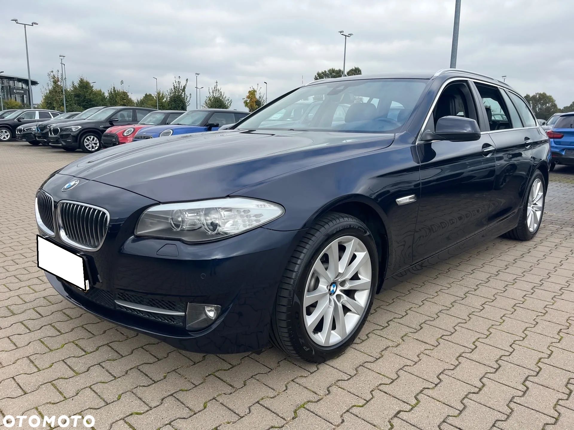 BMW Seria 5 525d Touring Luxury Line - 1