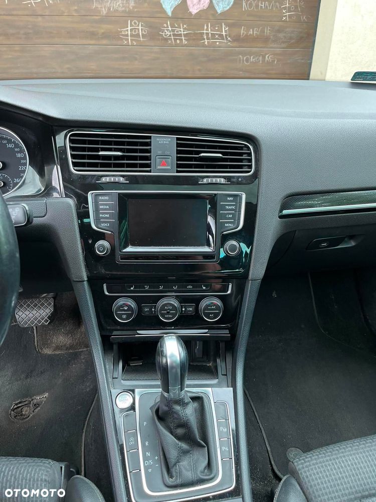 Volkswagen Golf 1.4 TSI BMT Comfortline DSG - 6