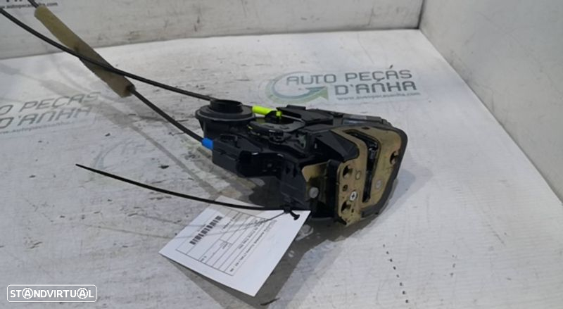 Fecho Da Porta Trás Dto Toyota Avensis Combi (_T25_) - 2