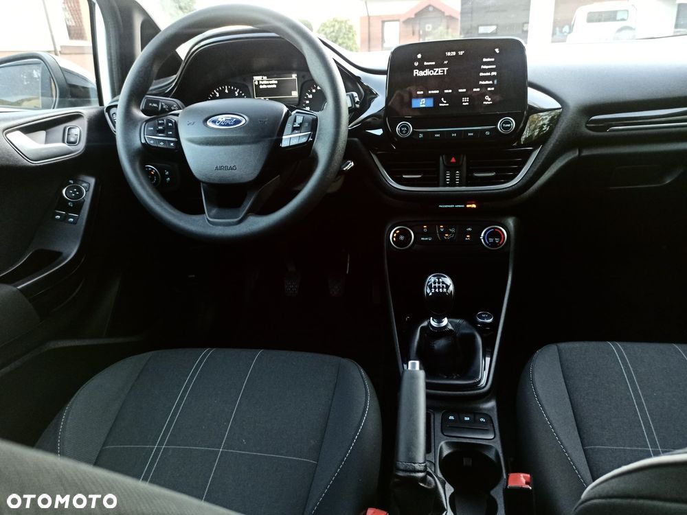 Ford Fiesta 1.0 EcoBoost S&S ACTIVE COLOURLINE - 17