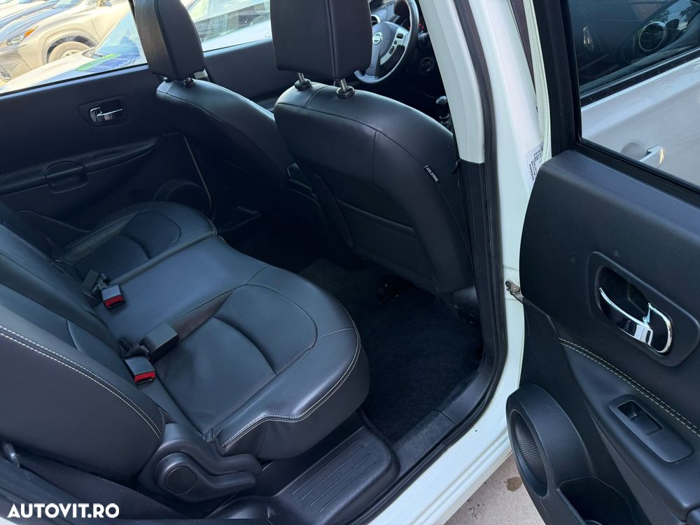 Nissan Qashqai+2 - 27