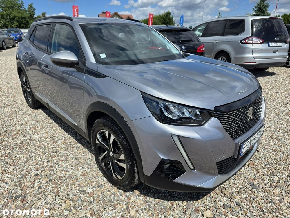 Peugeot 2008 PureTech 130 Allure S&S EAT8 - 17