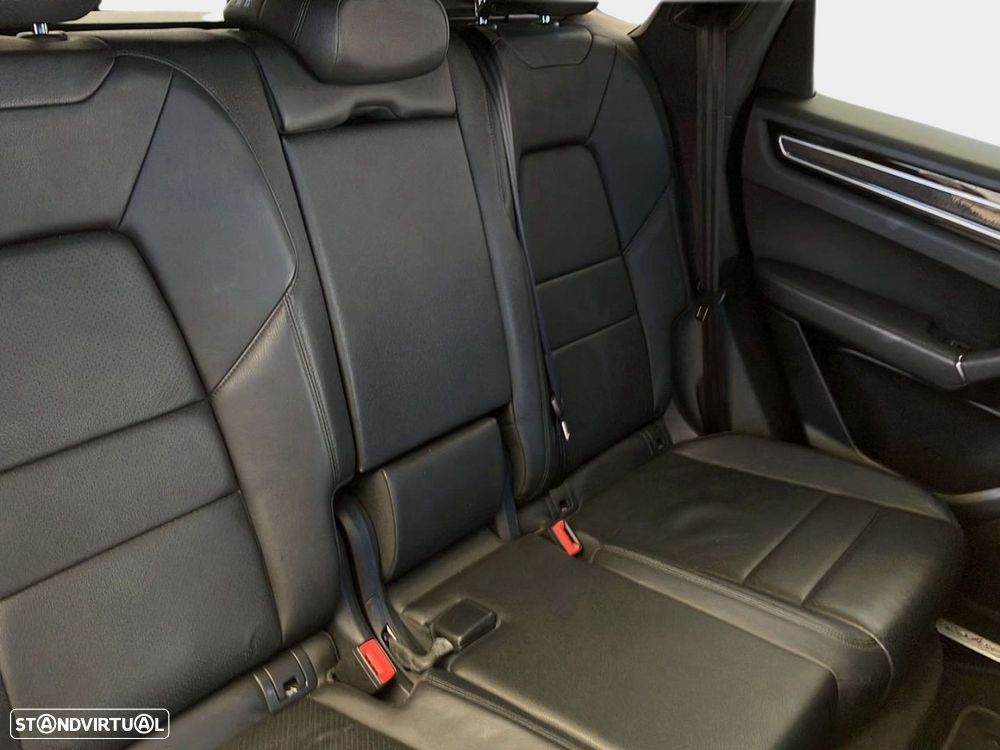 Porsche Cayenne E-Hybrid - 19