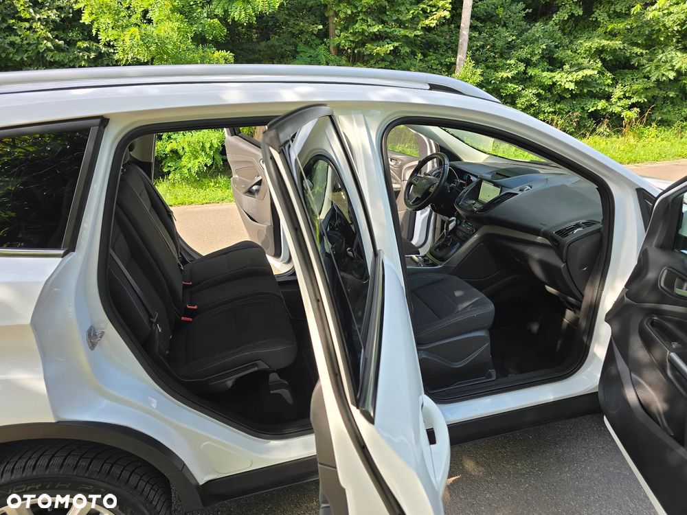 Ford Kuga 2.0 TDCi 4x4 Titanium - 20