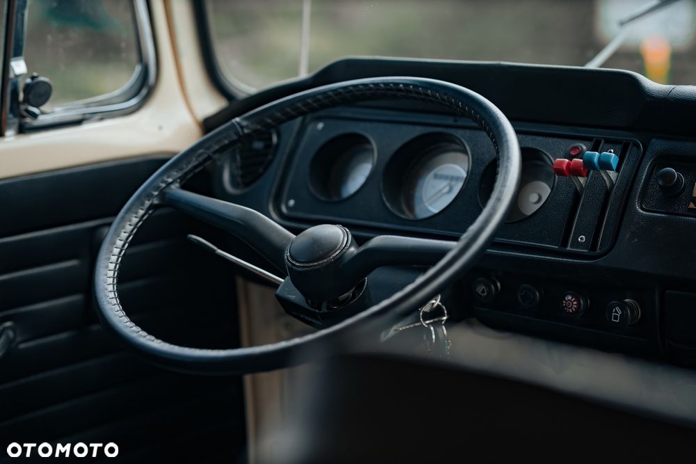 Volkswagen Transporter - 20