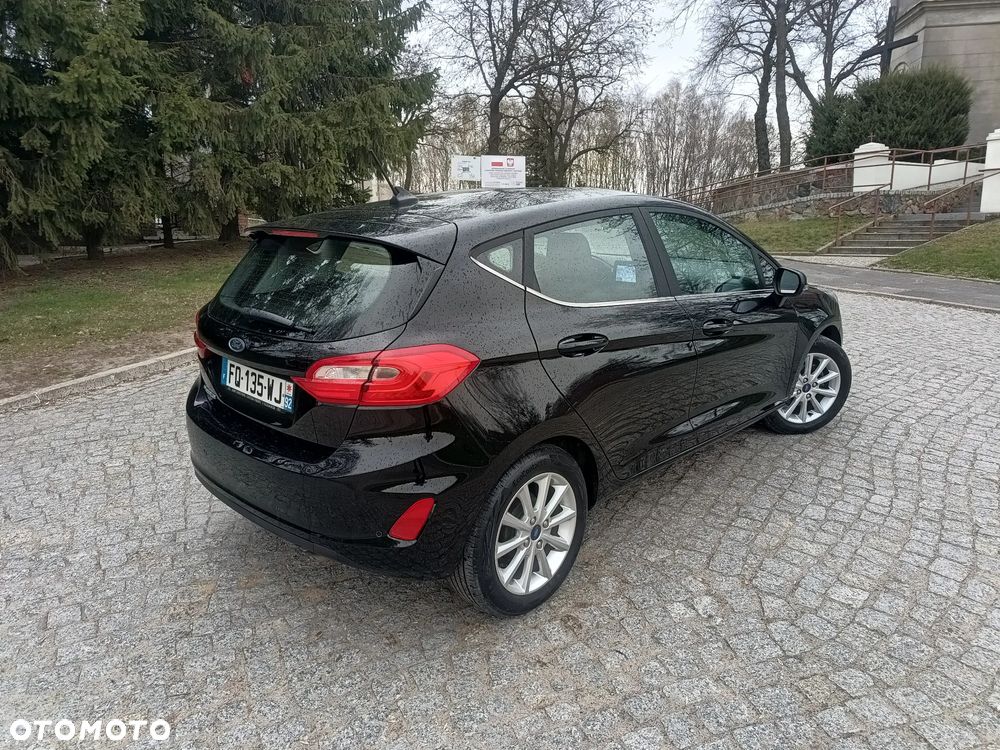 Ford Fiesta 1.0 EcoBoost S&S TITANIUM - 4