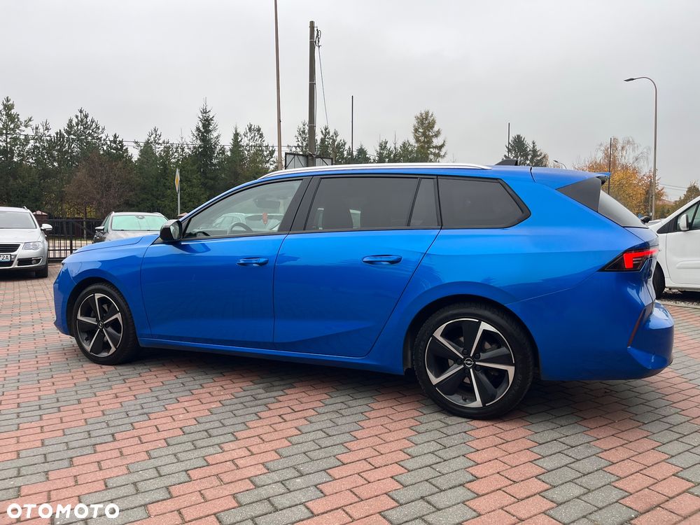 Opel Astra 2023 photo 4
