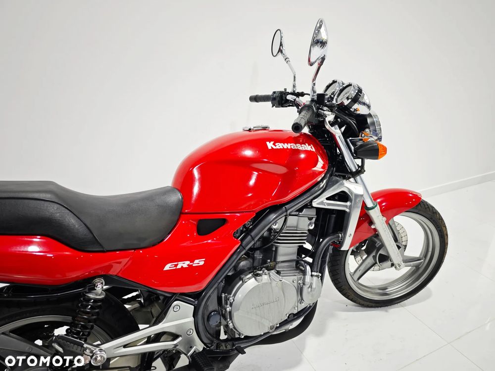 Kawasaki ER - 10