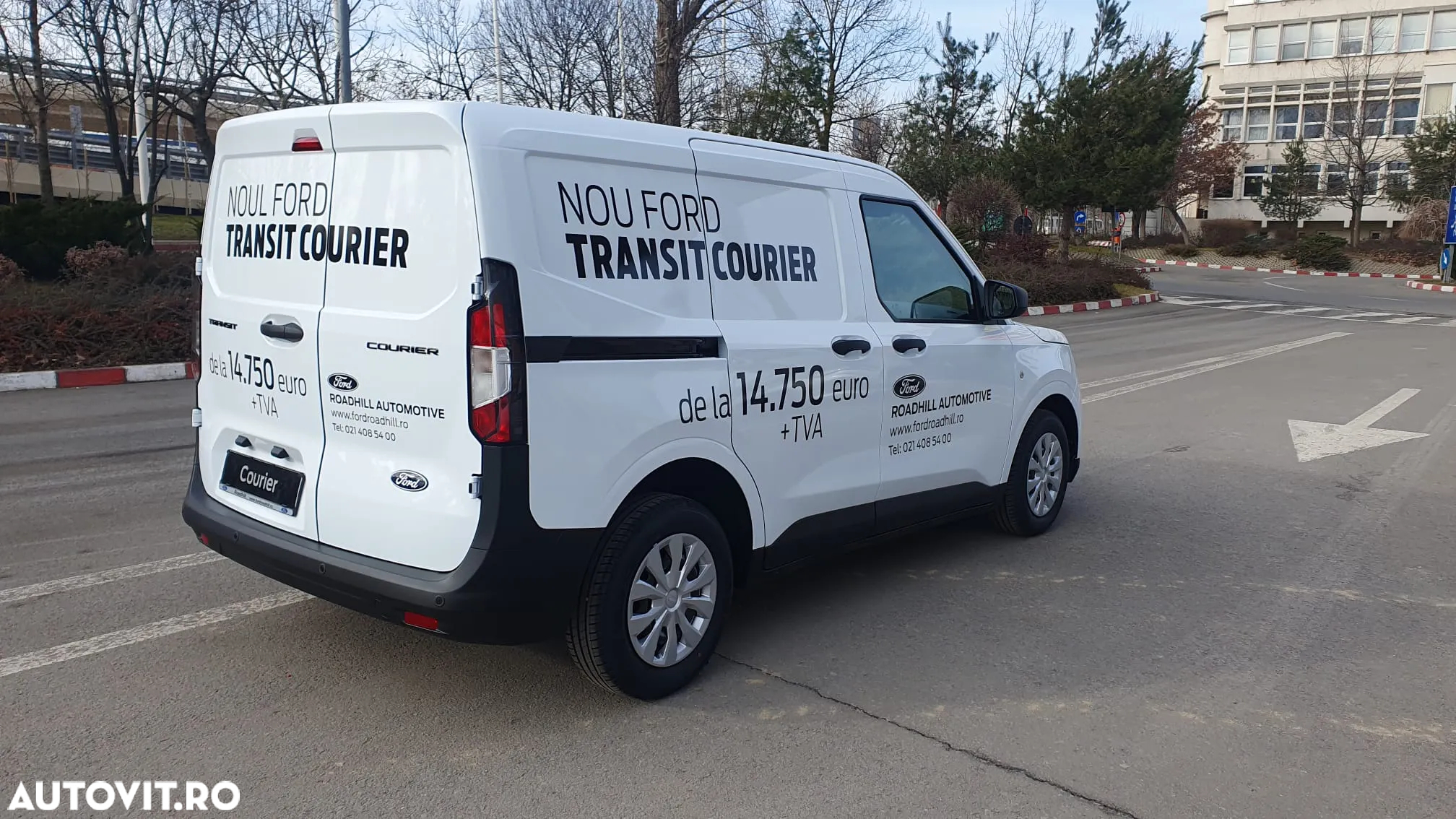 Ford Courier - 10