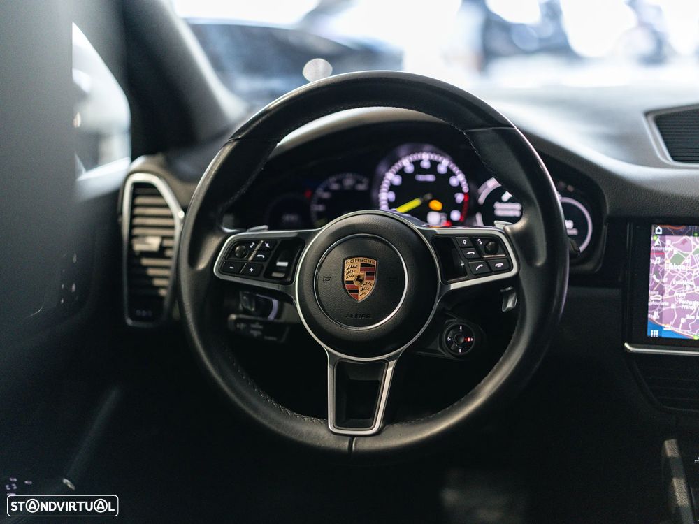 Porsche Cayenne E-Hybrid - 42