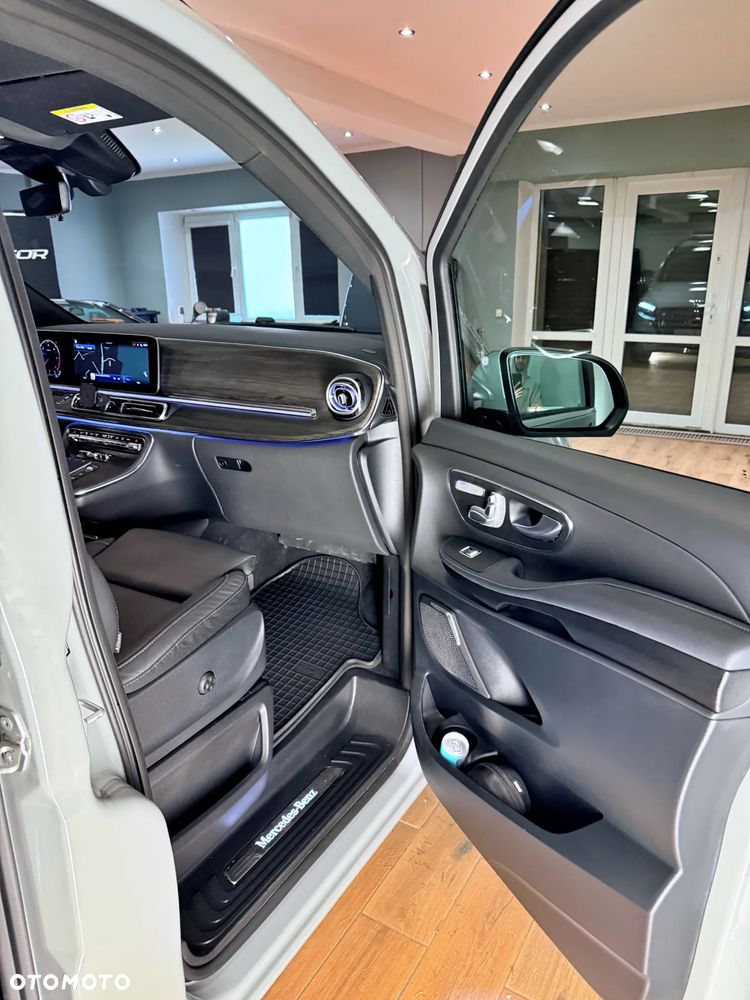 Mercedes-Benz Klasa V 300 d 4-Matic 9G-Tronic Exclusive (d³ugi) - 40