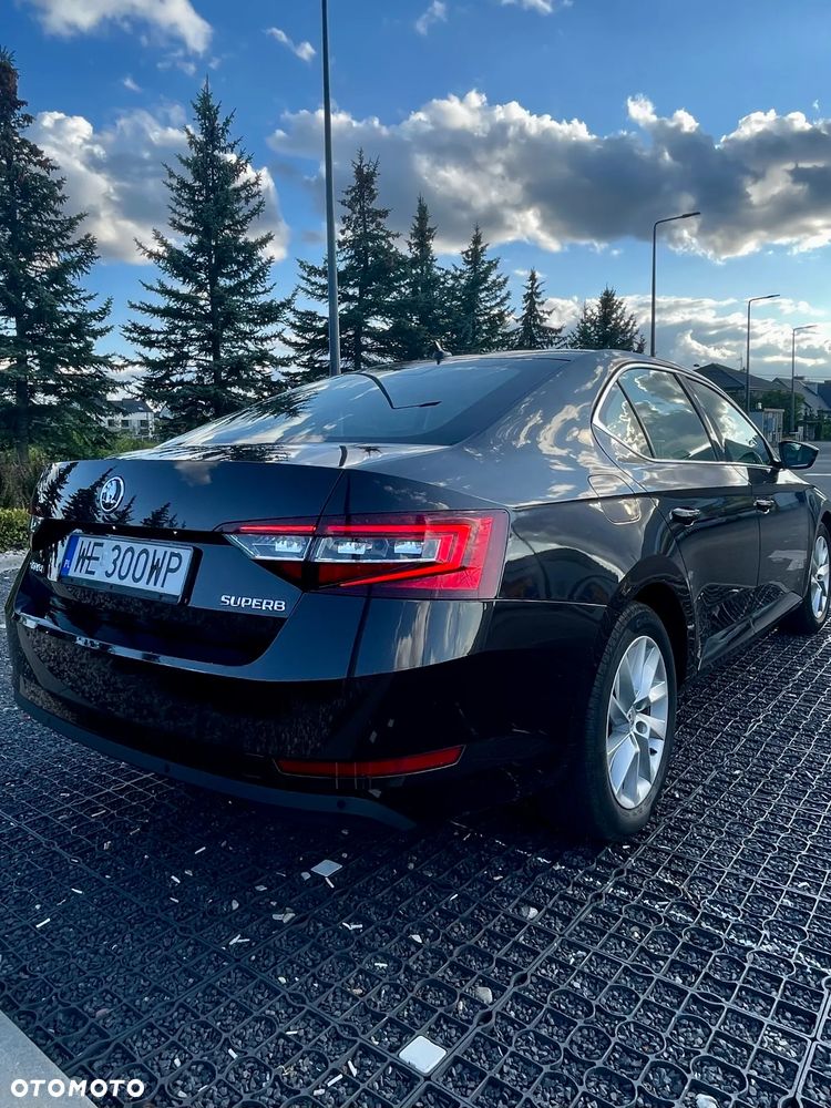 Skoda Superb 2.0 TDI Ambition DSG - 14
