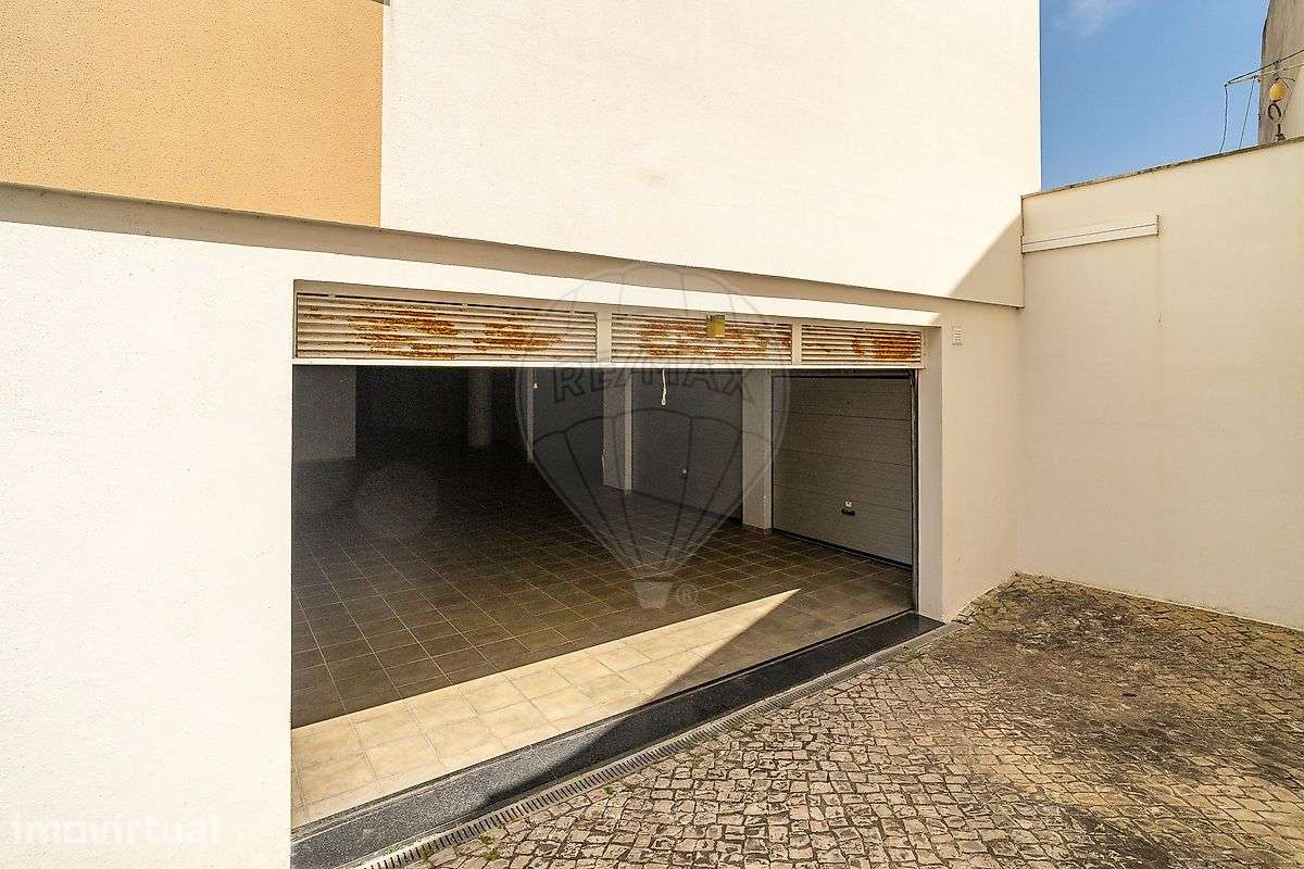 Garagem  para venda - Grande imagem: 2/9