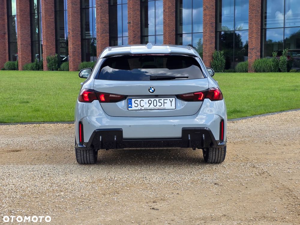 BMW Seria 1 120 mHEV - 8