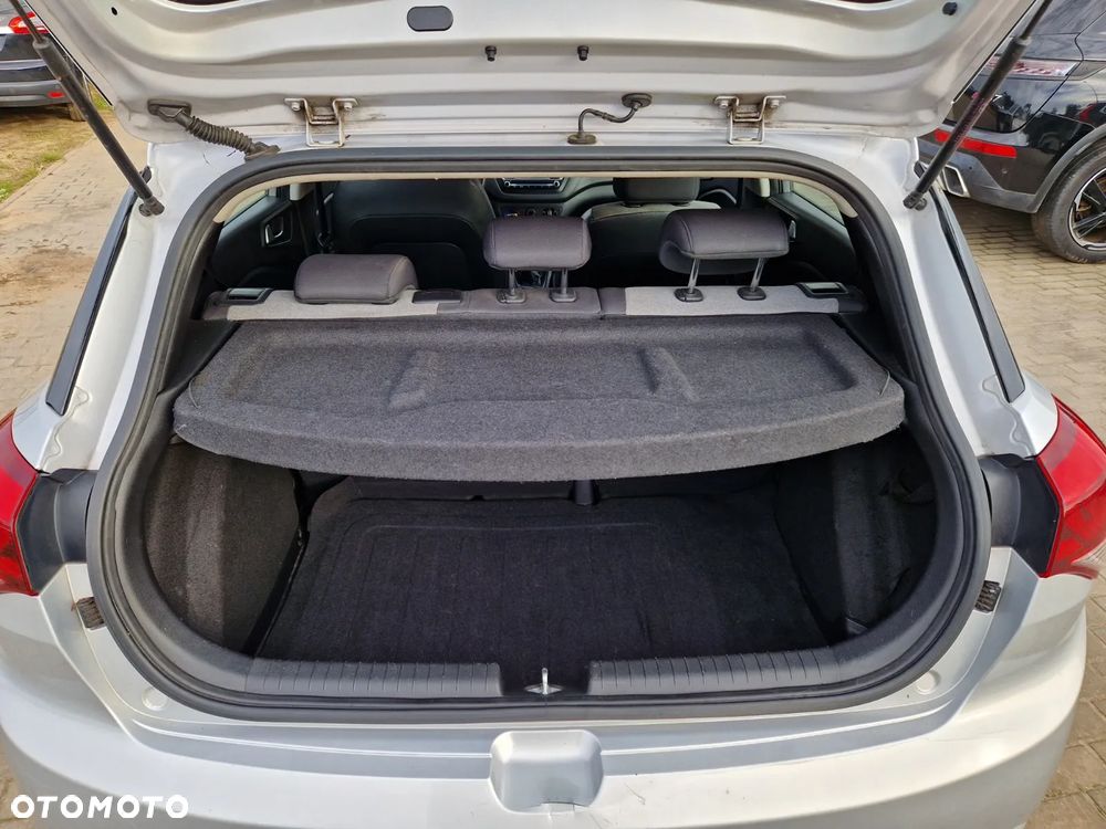 Hyundai i20 - 21