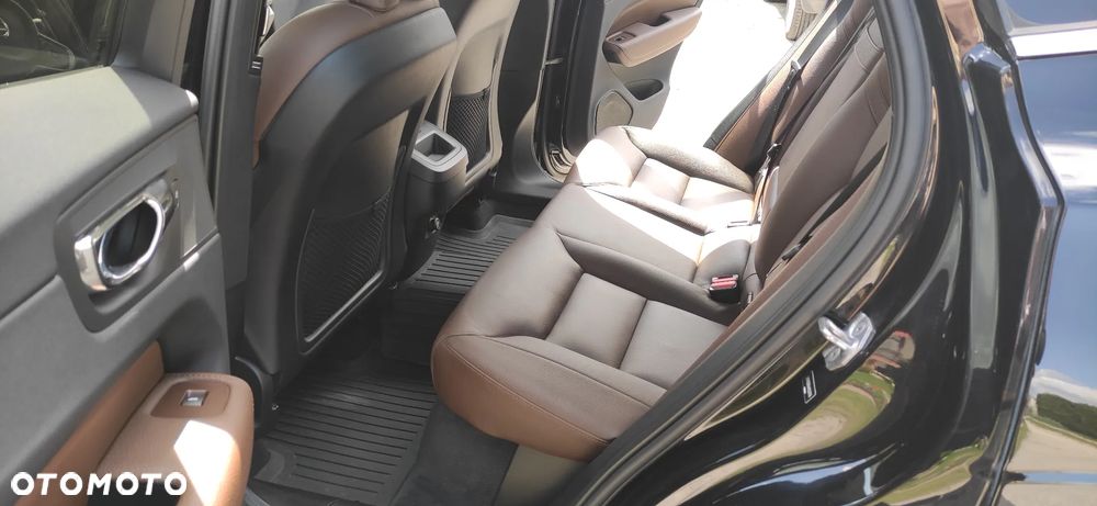 Volvo XC 60 T6 AWD Geartronic Momentum - 15