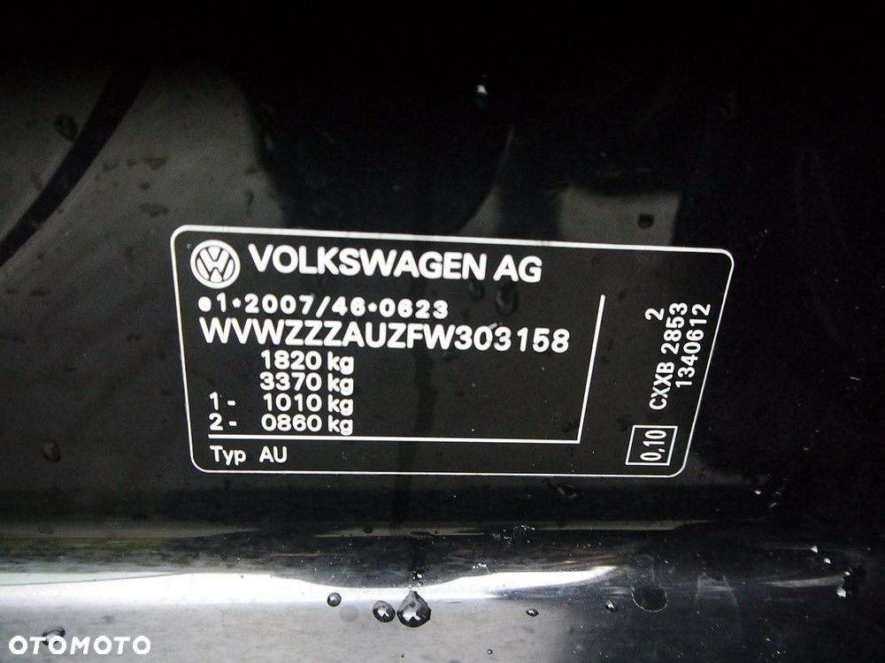 Volkswagen Golf 1.6 TDI BlueMotion Comfortline - 30